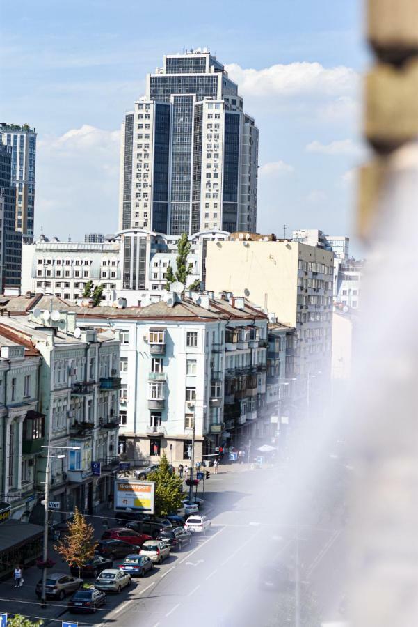 Freedom Apartments In City Center Kiev Eksteriør billede